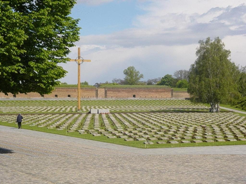 Parkhotel Terezin Eksteriør bilde